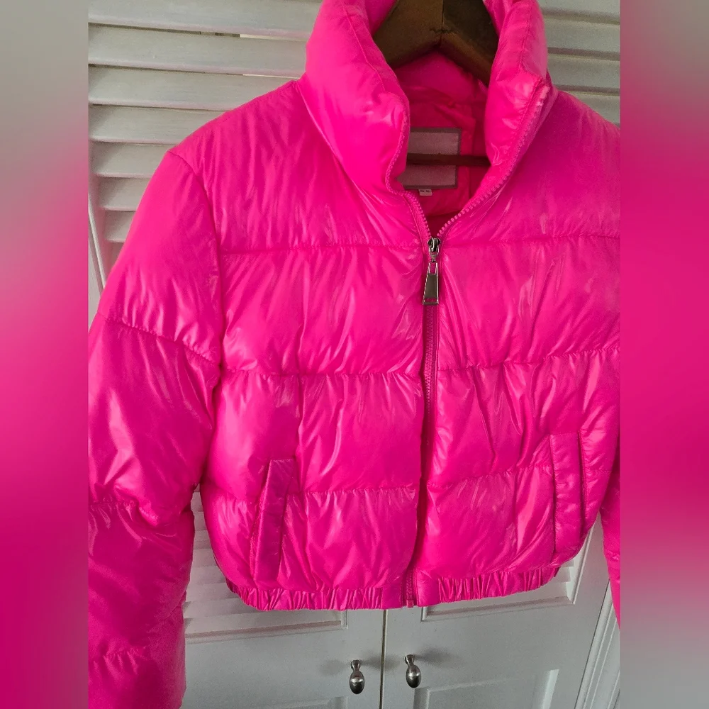ZIAI Hot Pink Cropped Puffer Jacket Glossy Bubble Coat NWOT